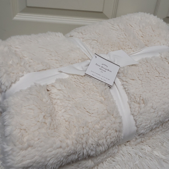 Pottery Barn Other - Pottery Barn Faux Sheepskin Throw 50 x 70 in. NWT